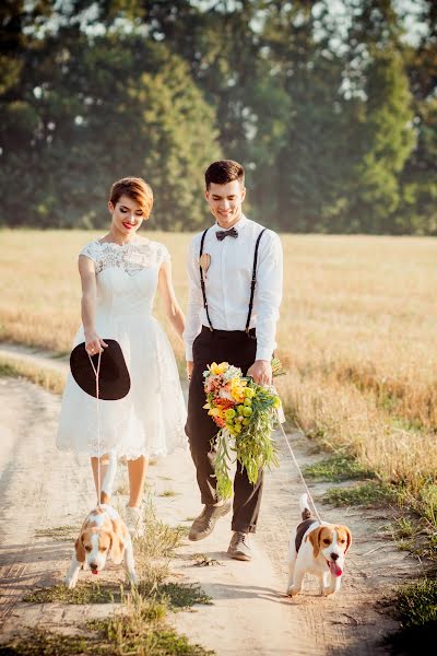 Fotógrafo de casamento Zoryana Baluk (zirka001). Foto de 7 de outubro 2016