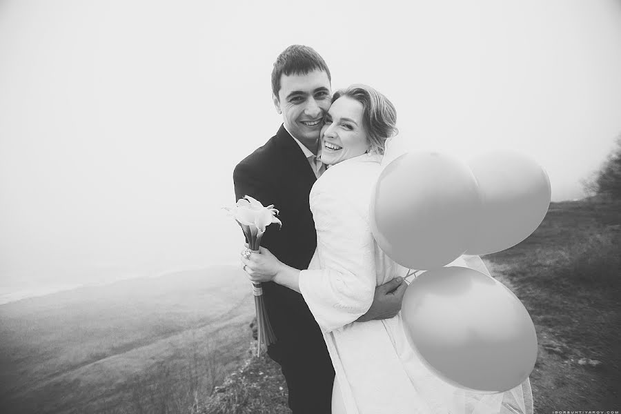 Svatební fotograf Igor Bukhtiyarov (buhtiyarov). Fotografie z 13.března 2015