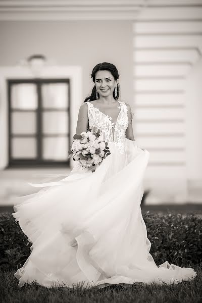 Fotógrafo de casamento Elena Trofimova (trofimovaelena). Foto de 2 de novembro 2018