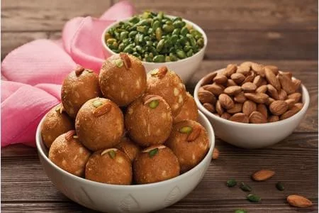 Panjeeri Ladoo