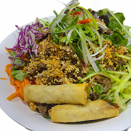 Lemongrass Beef Salad Bowl