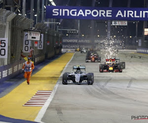 VIDEO: Marshal moet rennen voor z'n leven door te snelle herstart in Singapore