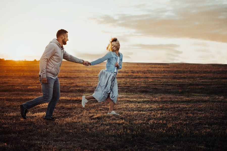 Fotografo di matrimoni Paweł Woźniak (woniak). Foto del 6 ottobre 2018