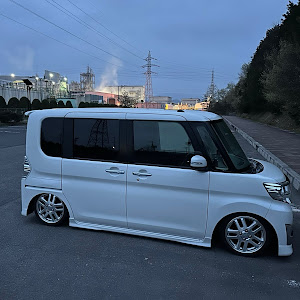 タントカスタム LA600S