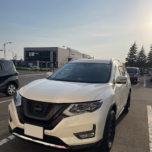 エクストレイル HNT32