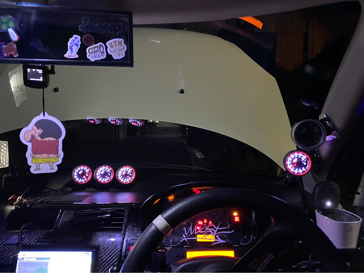 スイフトスポーツのDIY・とにかくスタンバイOK🕺・最近寒い・スイフトスポーツ・アーッスすんごいこれ🤣に関するカスタム事例の投稿画像1枚目