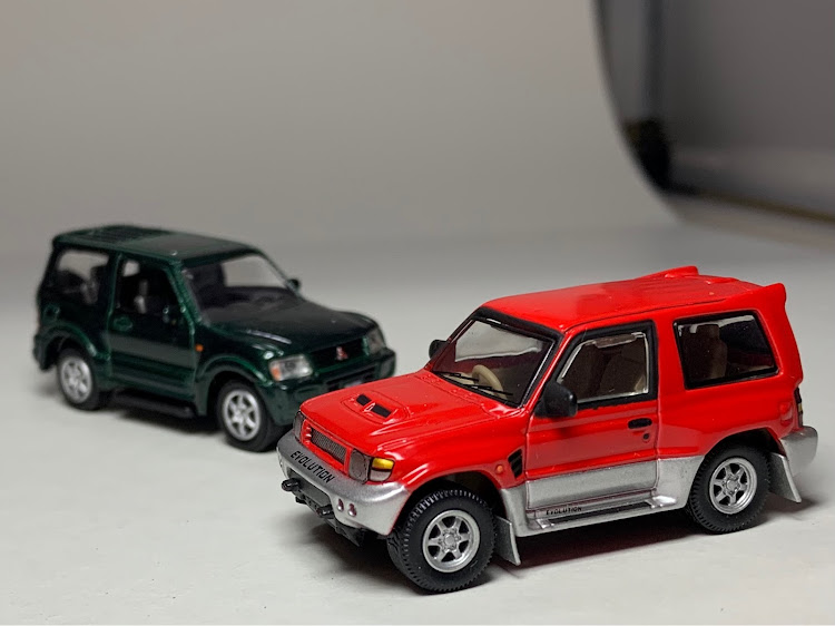 スイフトスポーツのミニカーは男のロマン・パジェロエボリューション・ガンダムチック・バイクと車好きです・豪雨災害ご注意下さいに関するカスタム事例の投稿画像13枚目