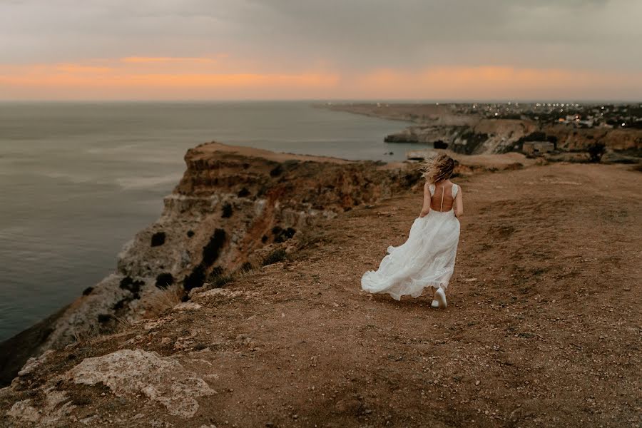 Fotografo di matrimoni Margarita Serova (margoserova). Foto del 26 agosto 2019