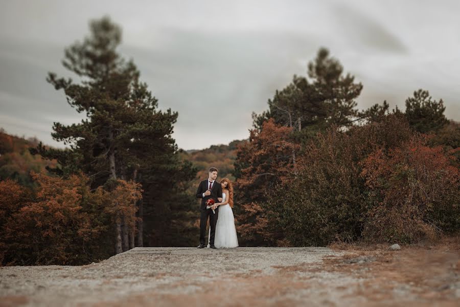 Fotógrafo de casamento Stefan Kamenov (stefankamenov). Foto de 28 de setembro 2017