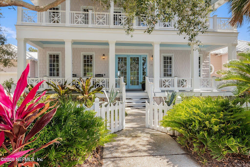 Maison en bord de mer avec jardin 2