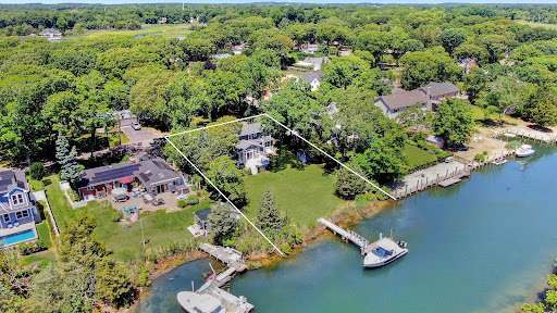 Prestige property for sale in Mattituck (United States) - Aerial view waterfront house