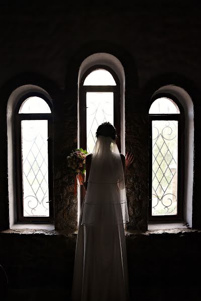 Fotografo di matrimoni Ekaterina Kvashnina-Khozyaenko (hozyaenko). Foto del 18 luglio 2019