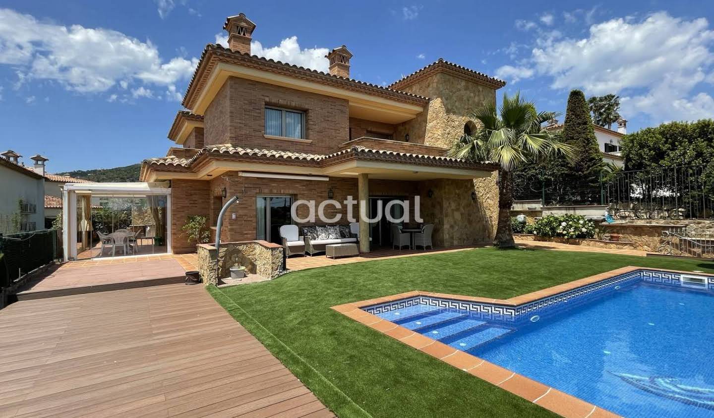 House with pool and terrace Conjunt de Castell d'Aro