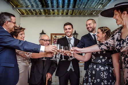 Fotógrafo de casamento Luis Muñoz (lessmore). Foto de 25 de janeiro 2020