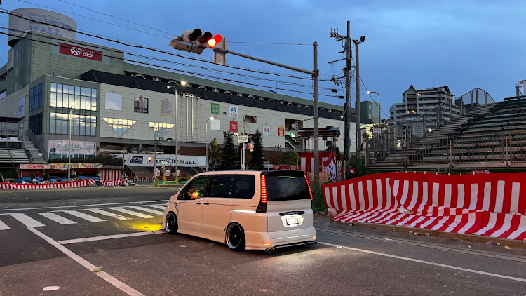 セレナのボンネット大百科・関西弐伍保存會・岸和田だんじり祭りに関するカスタム事例の投稿画像5枚目