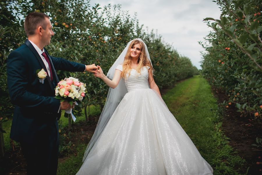婚礼摄影师Oleksandr Shevchuk（shinjukyo）。2018 8月16日的照片