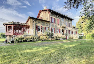 Maison avec piscine et terrasse 3