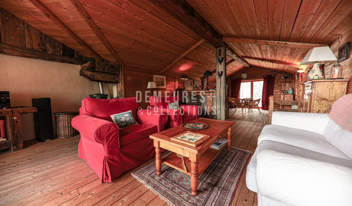 Chalet with panoramic view Montvalezan