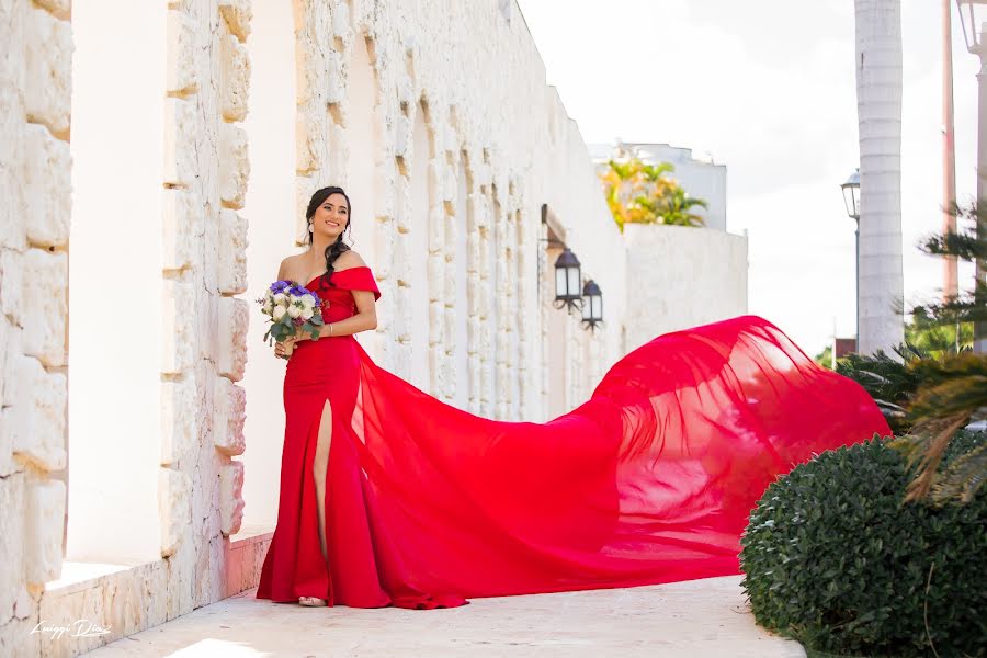 Fotografo di matrimoni Luiggi Diaz (luiggidiaz). Foto del 27 febbraio 2019