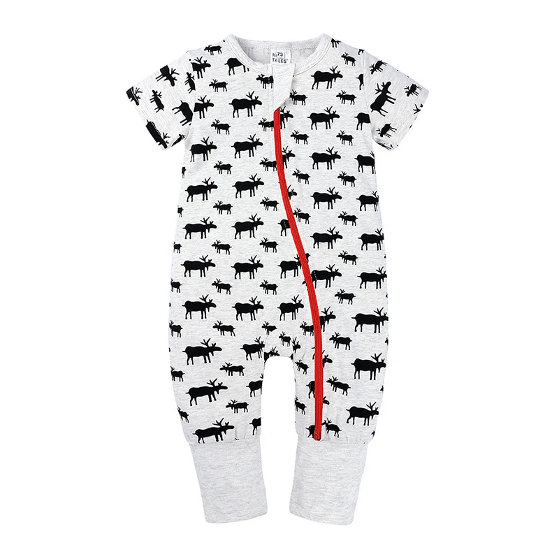 Macacão para recém-nascidos para sair. Confortável e estiloso, perfeito para passeios e visitas. Mantenha seu bebê quentinho e protegido.