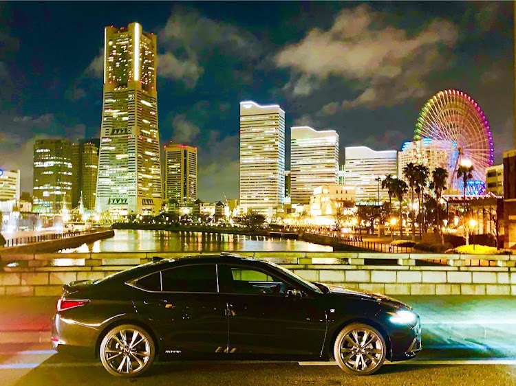 ESのレクサス・Lexusに関するカスタム事例の投稿画像1枚目