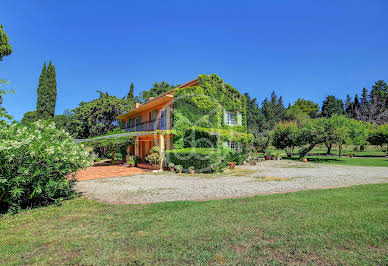 Maison avec piscine 20