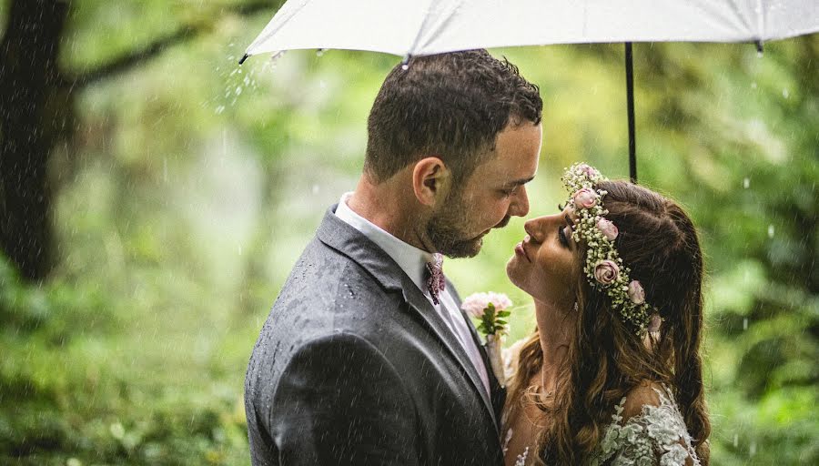 Fotografo di matrimoni Ákos Erdélyi (erdelyi). Foto del 26 giugno 2019