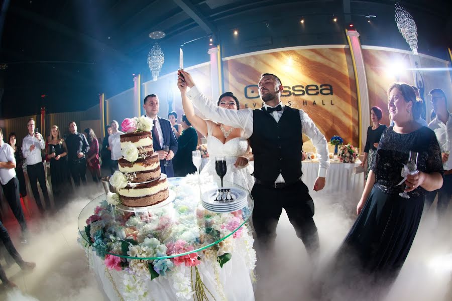 शादी का फोटोग्राफर Adrian Rusu (adrianrusu)। मार्च 13 2020 का फोटो