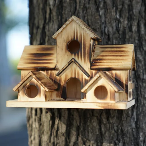 Wooden Bird House Bird Cage Feeding Nest Garden Birdhouse Decoration Backyard Fence Pendant S3q9