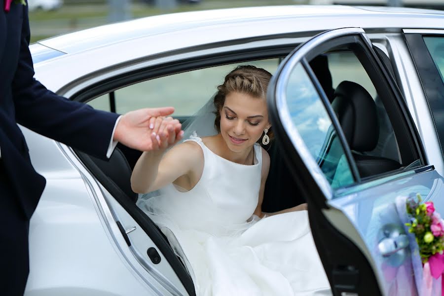 Fotógrafo de bodas Emma Kuzina (emmakuzina). Foto del 19 de febrero 2018