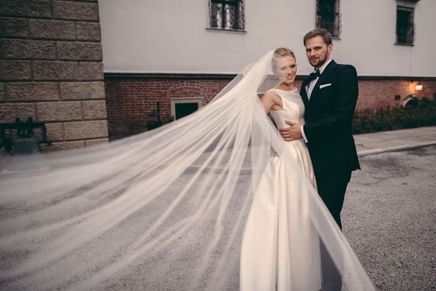 Fotógrafo de casamento Paweł Czernik (pawelczernik). Foto de 11 de setembro 2015