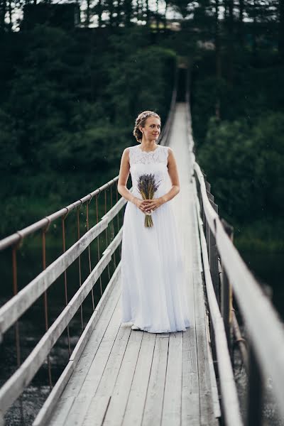 Fotógrafo de bodas Anna Slotina (slotinaanja). Foto del 13 de agosto 2015