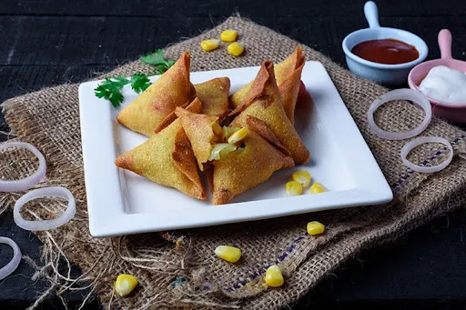 Corn Samosa (6 Pieces)