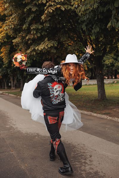 Fotógrafo de bodas Viktoriya Artyshevskaya (fuksija). Foto del 16 de octubre 2022