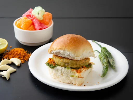 Schezwan Vada Pav