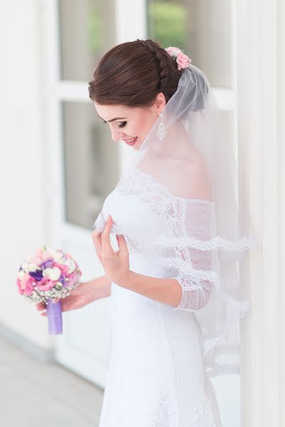 Wedding photographer Oksana Kireeva (kireevaoks). Photo of 17 September 2015