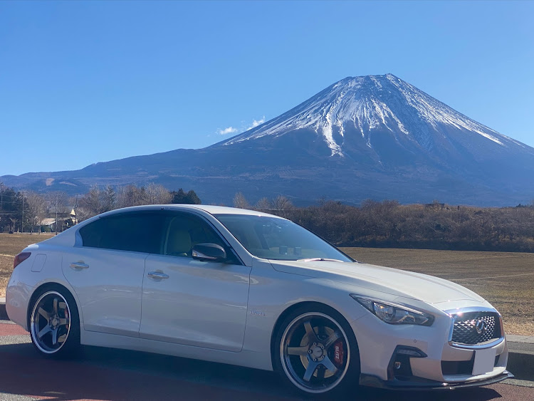 スカイラインの富士山🗻の日に関するカスタム事例の投稿画像1枚目