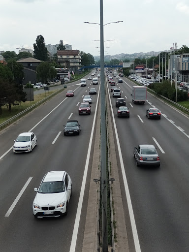 AMSS: U poplavljenim područjima Srbije koristiti puteve prvog i drugog prioriteta