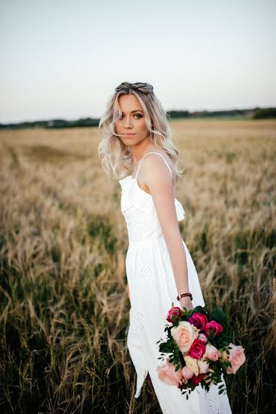 Fotografo di matrimoni Evgeniy Yanen (jevgen). Foto del 1 settembre 2019