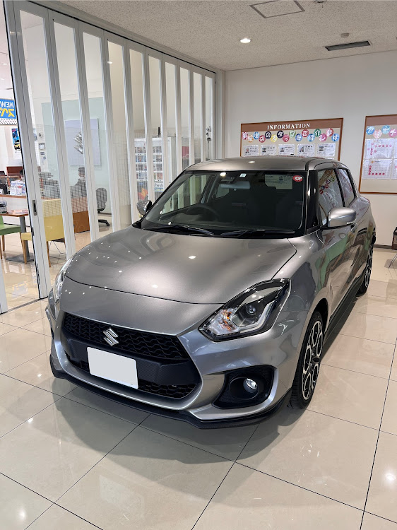 スイフトスポーツのFOさんが投稿したカスタム事例の投稿画像1枚目