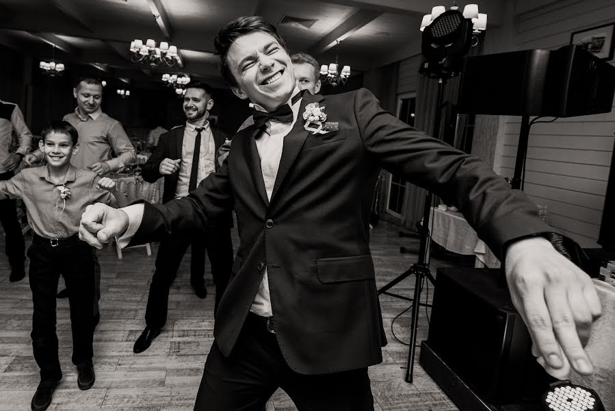 Fotógrafo de casamento Aleksandr Fostik (fostic). Foto de 23 de março 2018