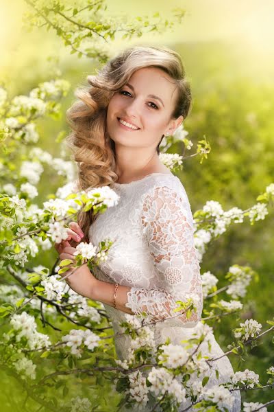 Wedding photographer Oleg Tovkach (pirotehniks). Photo of 28 May 2017