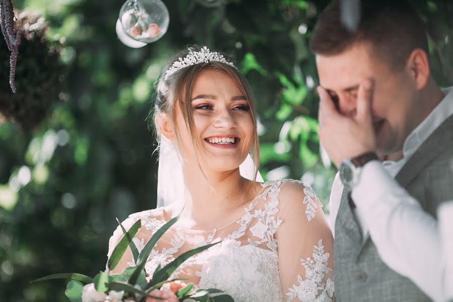 Fotógrafo de bodas Dmitriy Kara (palichev). Foto del 13 de octubre 2019