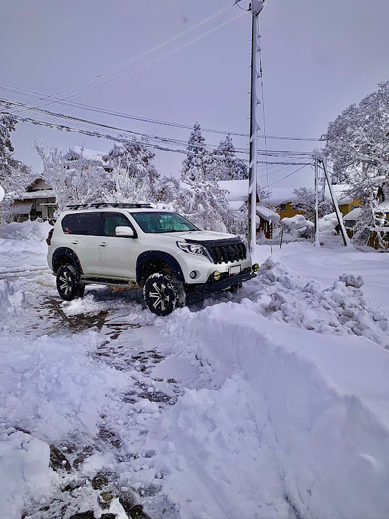 ランドクルーザープラドの大雪注意報に関するカスタム事例の投稿画像5枚目
