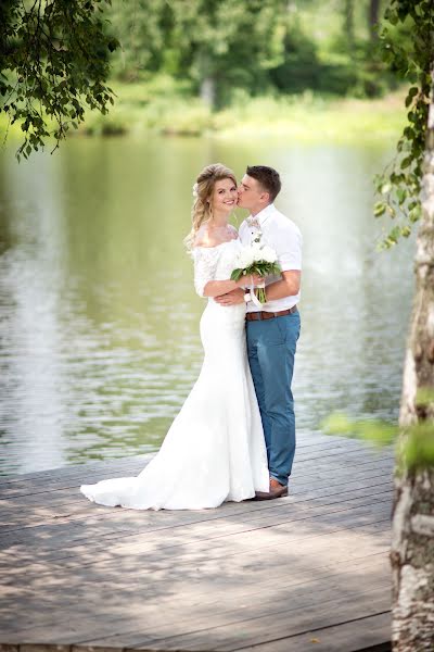 Wedding photographer Evgeniy Osipov (rogg07). Photo of 16 July 2019