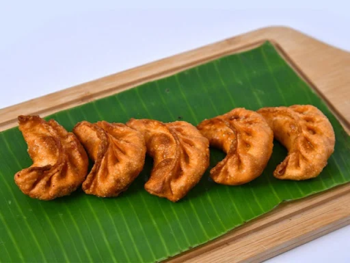 Chicken Barbeque Momos (5 Pcs) Fried