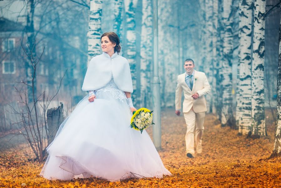 Fotografo di matrimoni Yuriy Solovev (bigsolovey). Foto del 17 novembre 2015