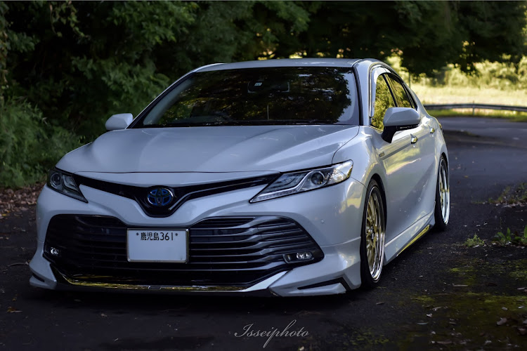 カムリのCAMRY70・toyotacamry・ワークホイール・イデアル車高調・７月もよろしくお願いいたしますに関するカスタム事例の投稿画像1枚目