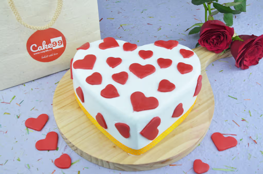 Pineapple Heart Cake