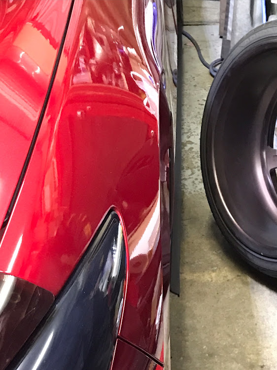 MAZDA3のTuning Garage REV・ADVAN Racing GT BEYOND・本当にありがとうございました・ゴッドハンドの爪折・叩き出し フェンダー加工に関するカスタム事例の投稿画像23枚目